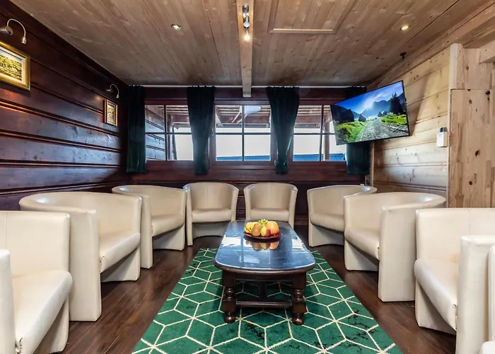 Walczakow -blue Cave *