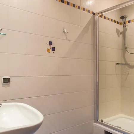 Walczakow -blue Cave