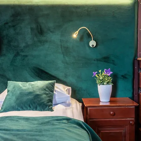 Walczakow -blue Cave Zakopane