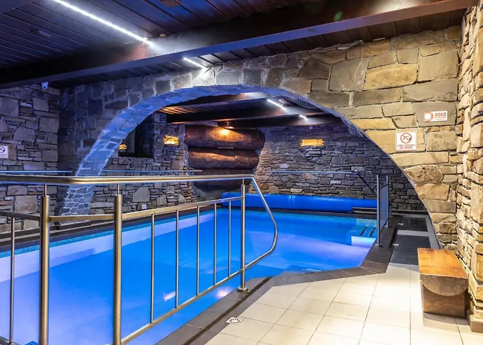 Walczakow -blue Cave